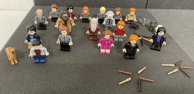 17 minifiguras Lego de Harry Potter, Harry, casi, Hagrid, Dumbledore + extras Foto 1 de 4