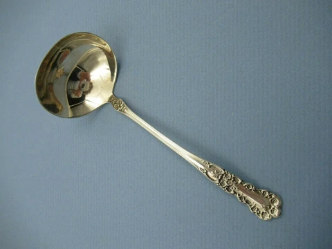 GORHAM BUTTERCUP STERLING SILVER 5 1/8" CREAM-SAUCE Narrow Handle LADLE Cover