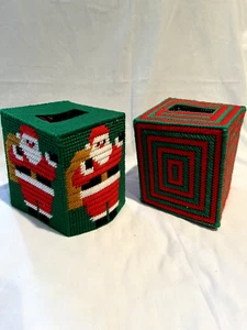 Set of 2 Festive Vintage Christmas Plastic Canvas / Yarn Tissue Box Covers - Picture 1 of 7