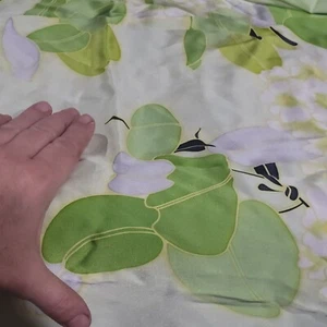 VTG Oriental/Japan 100% Silk Scarf Yellow Green Flowers Psychedelic Floral 32x32 - Picture 1 of 11