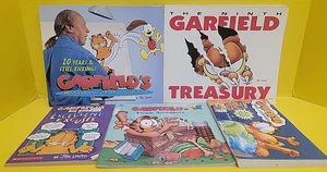 VTG Lot Of 5 GARFIELD Books Jim Davis 20 Years and Kicking, Treasury + more - Picture 1 of 7