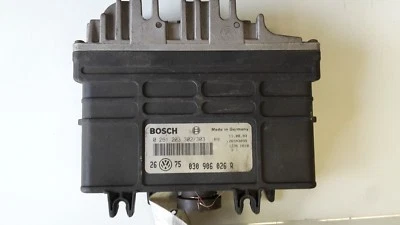 Centralina VW Golf III 1H Bosch Nr: 0261203302/303 VW Nr: 030906026R - Immagine 1 di 2