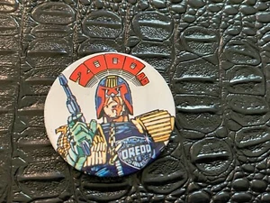 BOTÓN PINBACK DE COLECCIÓN #57 - CÓMICS - JUEZ DREDD - Imagen 1 de 1