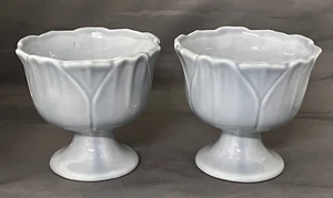 William Sonoma - Set of 2 Dessert Ice Cream Footed Bowls - Picture 1 of 6