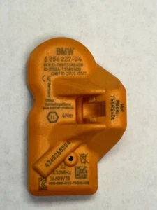 Genuine BMW RDC 6 856 227 BMW 1 3 5 6 7 X3 X5 X6 M6 B7 TIRE PRESSURE SENSOR TPMS - Picture 1 of 2