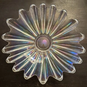 Plato de vidrio de carnaval arco iridiscente pulido al aceite vintage borde ondulado con volantes - Imagen 1 de 6
