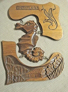 HONDURAS Hand Carved Wooden 3 Section Wall Hanging / Key Rack w/ SEA HORSE - Picture 1 of 10