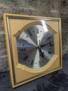 Vintage SEIKO ETX-667 Transistor Wall Clock WORKING ORDER Plastic CB2 - Picture 1 of 11