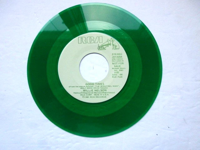 WILLIE NELSON - GOOD TIMES - GREEN VINYL -  NM 45 RPM RECORD - Image 1 of 4