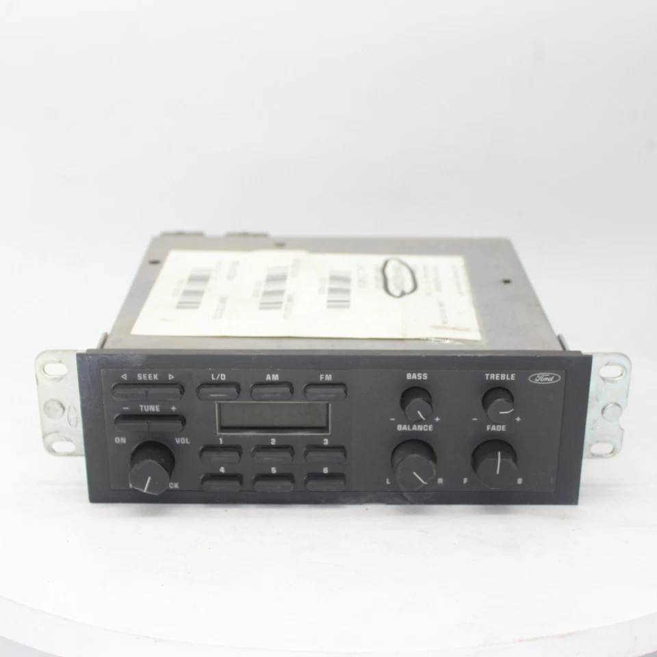 1988 Ford Aerostar Radio Part Number - 638-00720A Used - Image 1 of 4