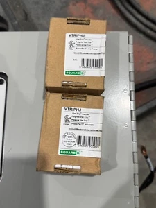 LOTTO 2 Schneider Elettrico Quadrato D VTRIPHJ Visi Trip Maniglia Luce - Foto 1 di 1