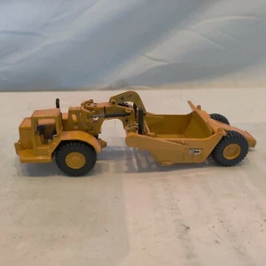 Joal Miniaturas NO.219 1:70 Diecast Caterpillar 631D earth mover Scraper. Nice. - Picture 1 of 11