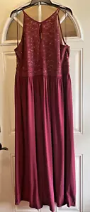 NE Woman bridesmaid Prom Dress Size 18 (worn one time) Maroon Burgundy Nude - Picture 1 of 16