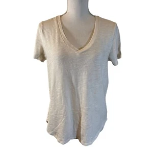 American Eagle Plain Womens T Shirt Medium V Neck Short Sleeve Light Cream Basic - Picture 1 of 5