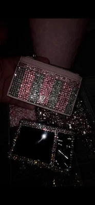 Cartera para tarjetas acolchada Victoria's Secret con compartimento para monedas/efectivo con cremallera - Nueva con etiquetas Foto 1 de 2