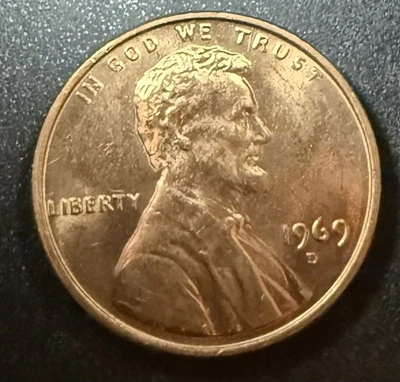 1969-D BU Lincoln Memorial Penny No "FG" On Reverse And Has A Floating Roof - Image 1 of 2