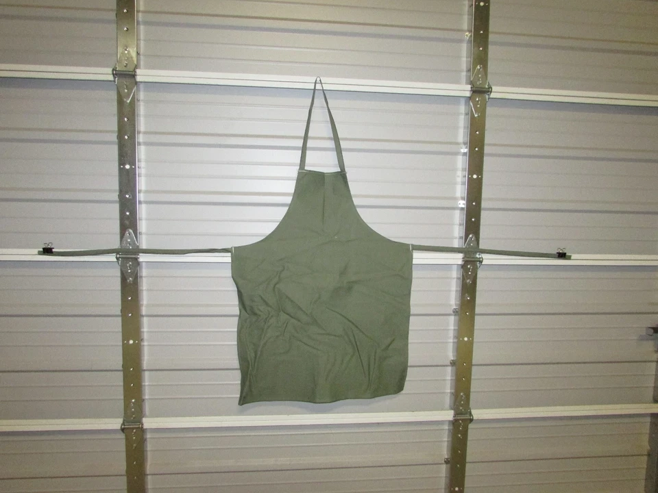 NEW HEAVY DUTY COTTON WORK APRON, 33" x 25", FERN (B) - Image 1 of 1