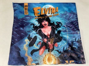 New Elvira Pillow Case 18" by 18" Horror Mistress of the Dark Lot 11 - Imagen 1 de 1