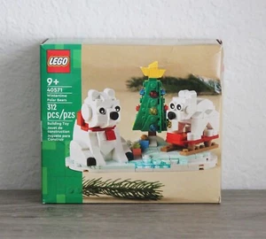 LEGO 40571 Iconic Wintertime Polar Bears Set Christmas Gift New Sealed - Damaged - Picture 1 of 2