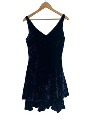 Vestido Elizabeth Wayman Años 90 Azul Terciopelo Aplastado Niveles Cuello en V 6 Retro Glam Seda Foto 1 de 4