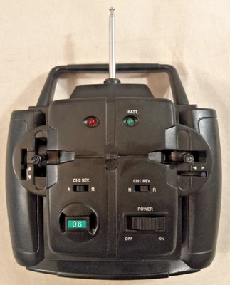 Remote Control For RC Airplane Model 92304 Black - FCC ID: RTW8118 - Image 1 of 4