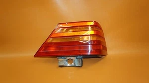 MERCEDES BENZ S320 TAIL LIGHT RIGHT PASSENGER 1992 1993 1994 S500 A1408200664 - Picture 1 of 6