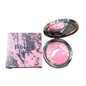 Aura London Marbled Illuminating Blush Pink Glow Matte Highlight Powder NEW - Picture 1 of 4