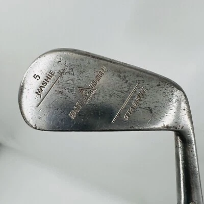 古董 Hagen Triangle Stabrite Mashie Hickory 杆身原装握把包裹右手 — 第 1/4 张图片