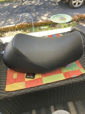 Asiento de moto Danny gris Foto 1 de 3