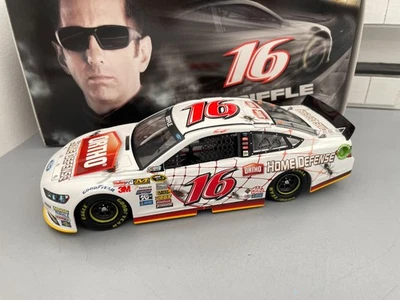 Greg Biffle Ortho Home Defense Fusion 2015 1:24 Lionel diecast Foto 1 de 4