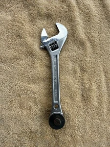 TOP ADJUSTABLE 9.5mm - 3/8 INCH DRIVE RATCHET WRENCH COMBO NO. H0200R - Picture 1 of 6