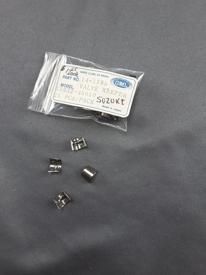 (4) 1980-2009 SUZUKI GN GS SP DR XN85 SP VALVE KEEPER COTTER NOS OEM 12932-45010 Foto 1 de 1