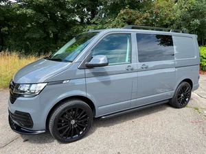 2024 VOLKSWAGEN TRANSPORTER T6.1 TDI 6 SEAT KOMBI STARTLINE BLACK EDITION SWB - Picture 1 of 24