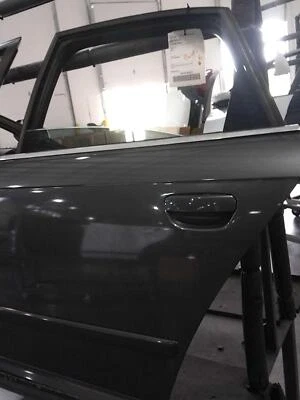 Audi A4 2008 puerta trasera izquierda gris 515401 103 k millas usado OEM pieza automática Foto 1 de 4