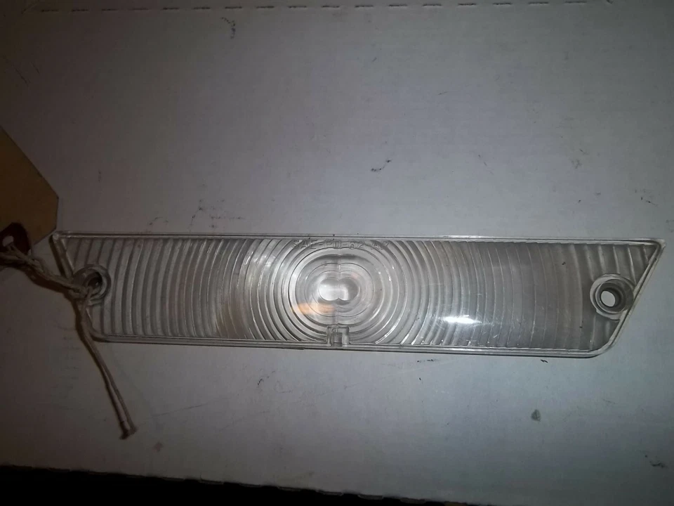 1962 AMC RAMBLER CLASSIC & AMBASSADOR PARKING LIGHT TURN SIGNAL LEN NOS - Image 1 of 1
