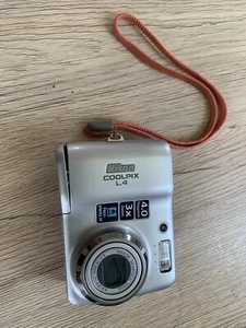 Nikon  coolpix L4 3x ( Battery Door Cover Lid Cap Need to replace In the future - Picture 1 of 2