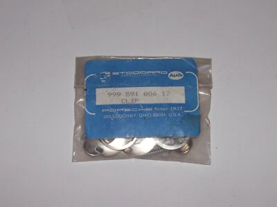 Sujetador a presión para alfombrilla Porsche 356 / Juego de cuatro / NOS / SIN RESERVA Foto 1 de 2