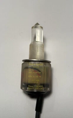 CARLO GAVAZZI VP04E  OPTICAL LEVEL SENSOR 10-40VDC max 200mA-used - Image 1 of 4