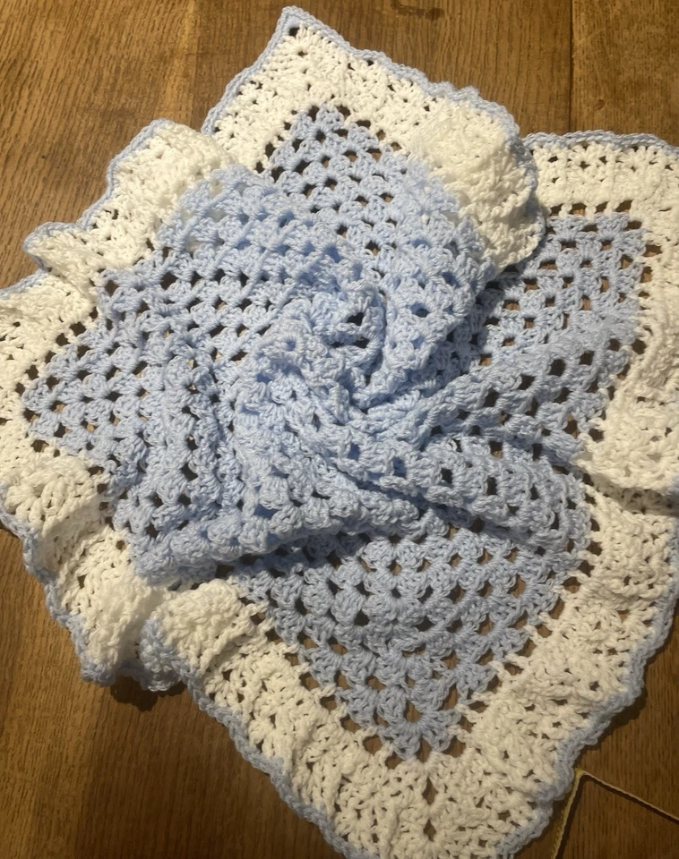 Manta/sombrero afgano bebé ganchillo hecho a mano. ENVÍO GRATIS Hecho en Estados Unidos Foto 1 de 4