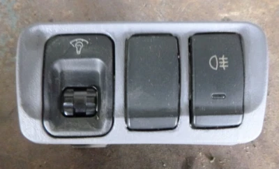Hyundai Sonata EF 5/98-4/01 Dimmer Switch & Fog Light Switch (A) - Image 1 of 3