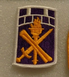 ARMY PATCH,,351ST CIVIL AFFAIRS BRIGADE  - Picture 1 of 1