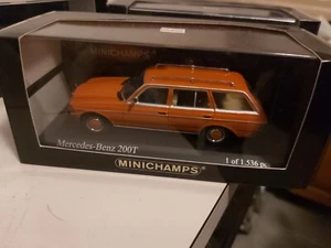 Mercedes 200T Minichamps 1/43 1OF1536 PZ - Foto 1 di 2