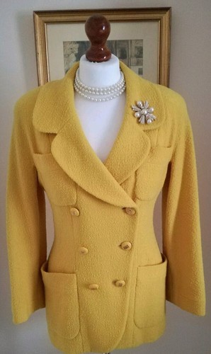 Giacca blazer originale CHANEL Boutique vintage giallo boucle FR36 UK8