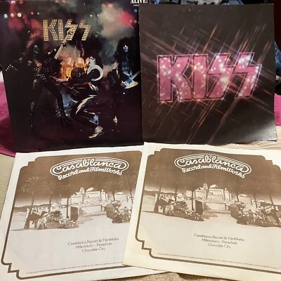 Kiss ALIVE! 1975 original Booklet-Original Record Sleeves Casablanca 2 Records - Image 1 of 4