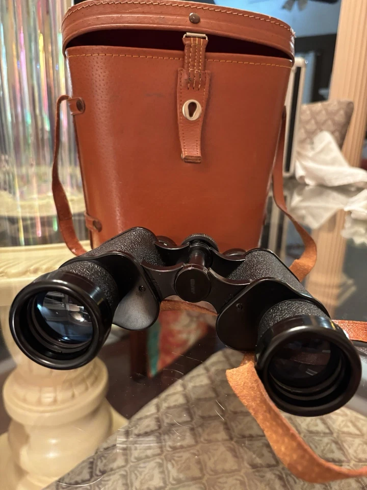 Binoculares Yashica vintage 7x35 con estuche de cuero como nuevos Foto 1 de 4
