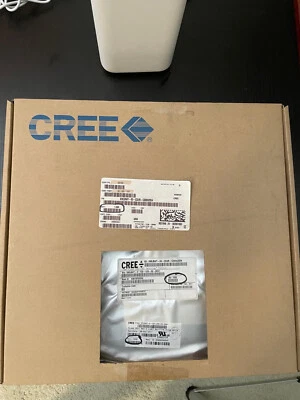 LED CREE XML2 novo em folha lacrado de fábrica fita e molinete de 1.000 - Imagem 1 de 3