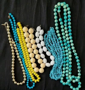 Vintage Beaded Necklace Jewelry Lot of 16 - Picture 1 of 3