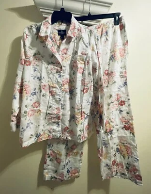 Pijama American Living blanco con flores rosas talla L 100 % algodón  Foto 1 de 4