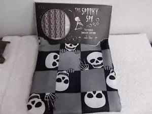 The Spooky Spa Tenda doccia Halloween teschi scheletri nero grigio tessuto bianco - Foto 1 di 3