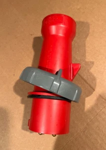 Hubbell HBL430P7W (solo carcasa) 30 amperios, 480 voltios, pin 3PH y enchufe de manga - Imagen 1 de 9